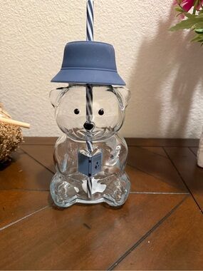 Bear-Shaped Glass Tumbler with Navy Blue Bucket Hat Silicone Lid & Straw NWT